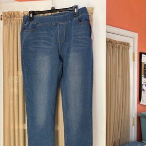 Women’s stretch jeans